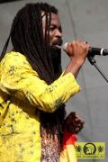 Rocky Dawuni (GH) 28. Summer Jam Festival - Fuehlinger See, Koeln - Green Stage 05. Juli 2013 (4).JPG